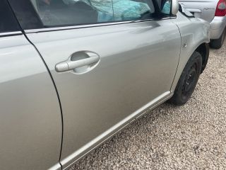 bontott TOYOTA AVENSIS T25 Jobb első Ajtó (Üres lemez)