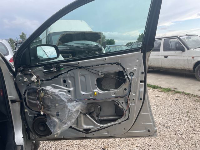 bontott TOYOTA AVENSIS T25 Jobb első Ajtó (Üres lemez)