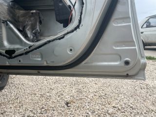 bontott TOYOTA AVENSIS T25 Jobb első Ajtó (Üres lemez)