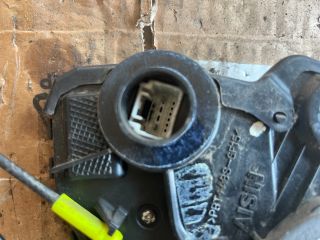 bontott TOYOTA AVENSIS T25 Jobb első Ajtózár