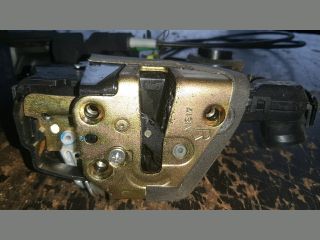 bontott TOYOTA AVENSIS T25 Jobb első Ajtózár