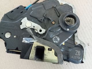 bontott TOYOTA AVENSIS T25 Jobb első Ajtózár