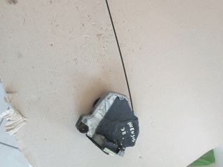 bontott TOYOTA AVENSIS T25 Jobb első Ajtózár