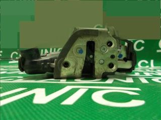 bontott TOYOTA AVENSIS T25 Jobb első Ajtózár