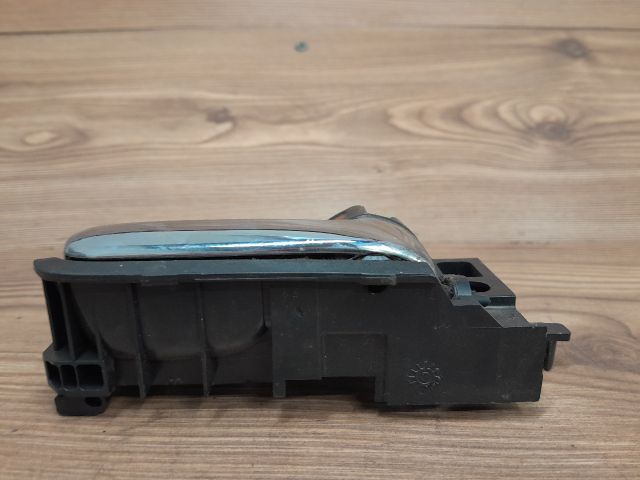 bontott TOYOTA AVENSIS T25 Jobb első Belső Kilincs