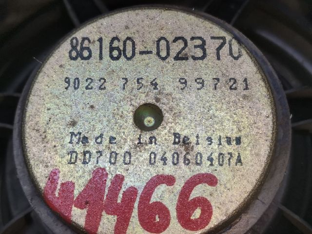 bontott TOYOTA AVENSIS T25 Jobb első Hangszóró