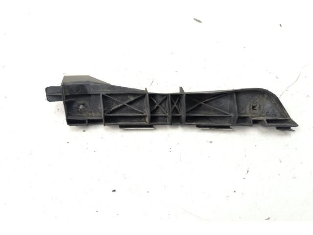 bontott TOYOTA AVENSIS T25 Jobb első Lökhárító Tartó (Műanyag)