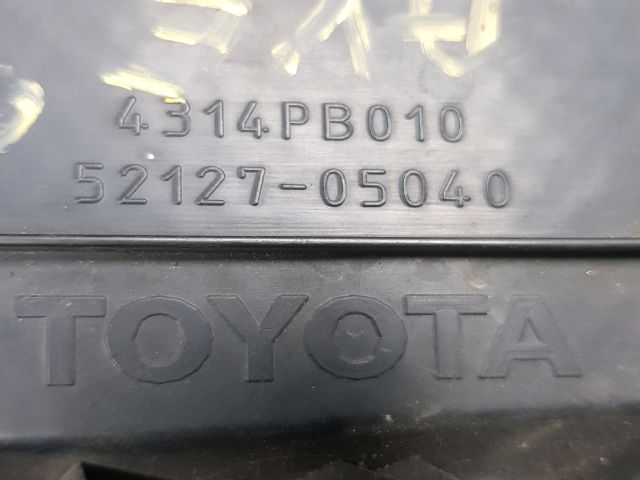 bontott TOYOTA AVENSIS T25 Jobb első Lökhárító Vakborítás