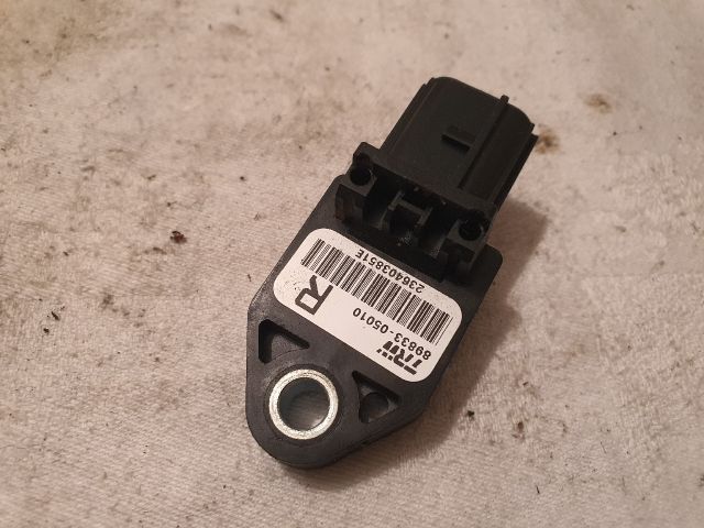 bontott TOYOTA AVENSIS T25 Jobb első Oldal Ütközés Érzékelő