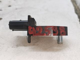 bontott TOYOTA AVENSIS T25 Jobb első Oldal Ütközés Érzékelő