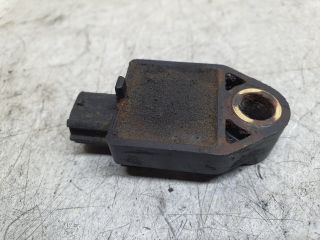 bontott TOYOTA AVENSIS T25 Jobb első Ütközés Érzékelő (Homlokfalon)