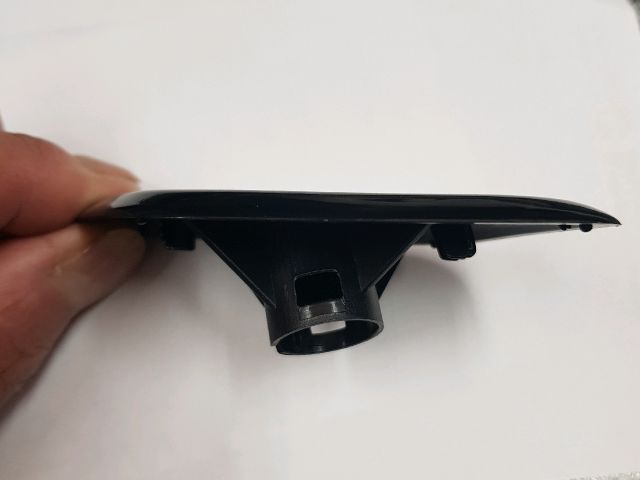 bontott TOYOTA AVENSIS T25 Jobb Fényszórómosó Fedél