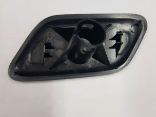 bontott TOYOTA AVENSIS T25 Jobb Fényszórómosó Fedél