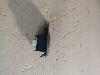 bontott TOYOTA AVENSIS T25 Jobb hátsó Ablakemelő Kapcsoló