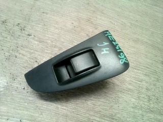 bontott TOYOTA AVENSIS T25 Jobb hátsó Ablakemelő Kapcsoló