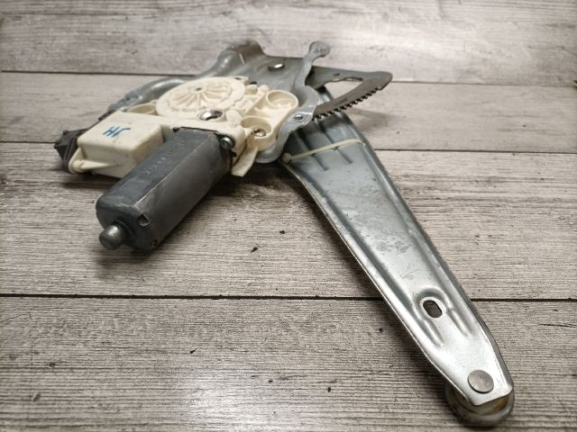 bontott TOYOTA AVENSIS T25 Jobb hátsó Ablakemelő Szerkezet (Elektromos)