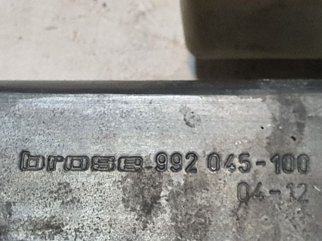 bontott TOYOTA AVENSIS T25 Jobb hátsó Ablakemelő Szerkezet (Elektromos)