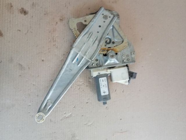 bontott TOYOTA AVENSIS T25 Jobb hátsó Ablakemelő Szerkezet (Elektromos)