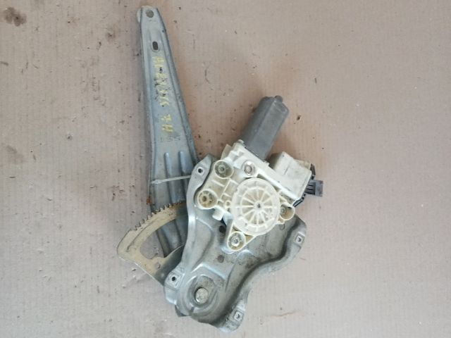 bontott TOYOTA AVENSIS T25 Jobb hátsó Ablakemelő Szerkezet (Elektromos)