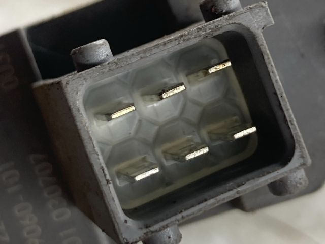 bontott TOYOTA AVENSIS T25 Jobb hátsó Ablakemelő Szerkezet (Elektromos)