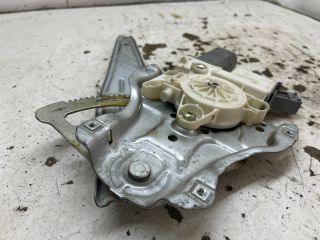 bontott TOYOTA AVENSIS T25 Jobb hátsó Ablakemelő Szerkezet (Elektromos)