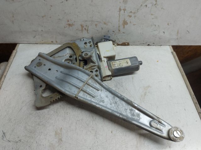 bontott TOYOTA AVENSIS T25 Jobb hátsó Ablakemelő Szerkezet (Elektromos)