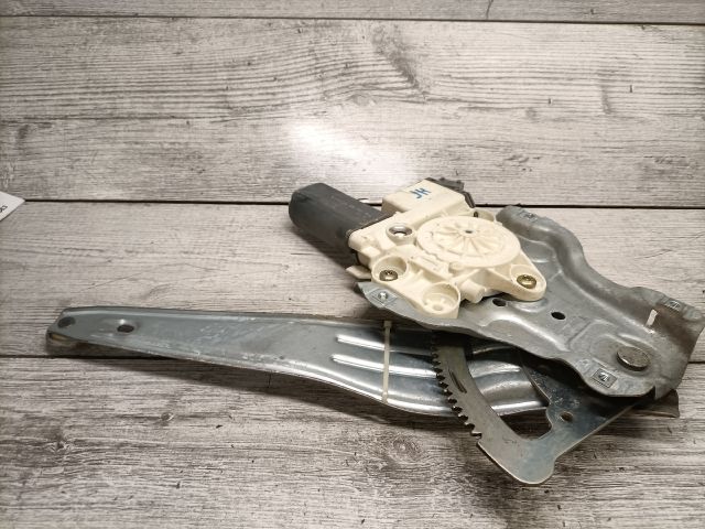 bontott TOYOTA AVENSIS T25 Jobb hátsó Ablakemelő Szerkezet (Elektromos)