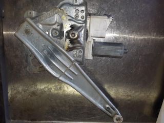 bontott TOYOTA AVENSIS T25 Jobb hátsó Ablakemelő Szerkezet (Elektromos)