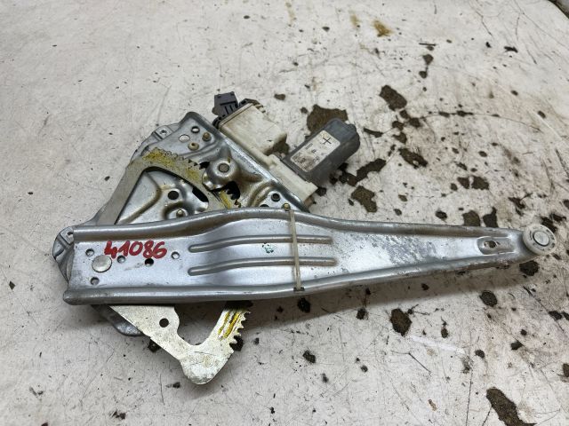 bontott TOYOTA AVENSIS T25 Jobb hátsó Ablakemelő Szerkezet (Elektromos)