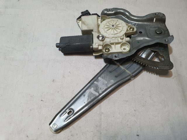 bontott TOYOTA AVENSIS T25 Jobb hátsó Ablakemelő Szerkezet (Elektromos)