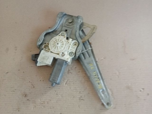 bontott TOYOTA AVENSIS T25 Jobb hátsó Ablakemelő Szerkezet (Elektromos)