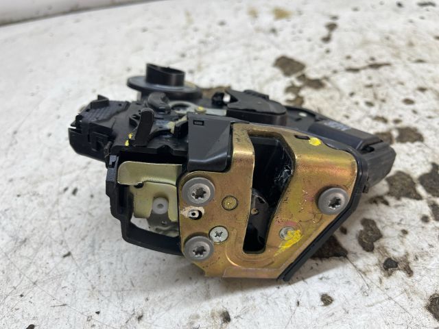 bontott TOYOTA AVENSIS T25 Jobb hátsó Ajtózár