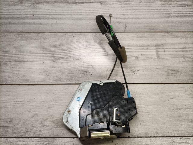 bontott TOYOTA AVENSIS T25 Jobb hátsó Ajtózár