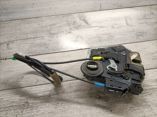 bontott TOYOTA AVENSIS T25 Jobb hátsó Ajtózár