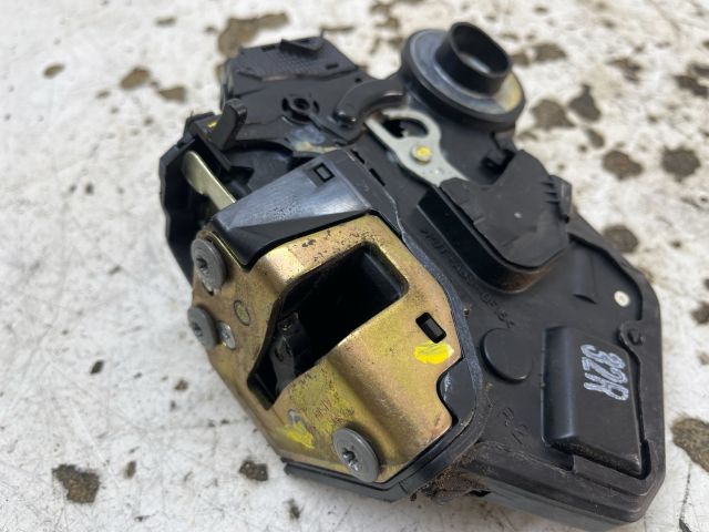 bontott TOYOTA AVENSIS T25 Jobb hátsó Ajtózár