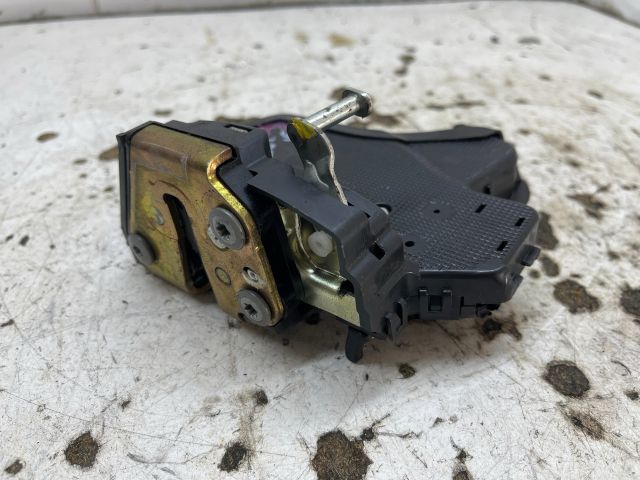 bontott TOYOTA AVENSIS T25 Jobb hátsó Ajtózár