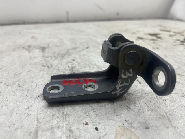 bontott TOYOTA AVENSIS T25 Jobb hátsó Alsó Zsanér