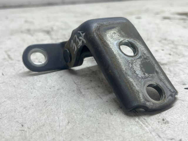 bontott TOYOTA AVENSIS T25 Jobb hátsó Alsó Zsanér