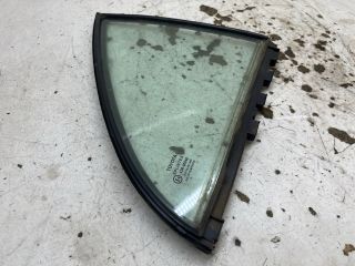 bontott TOYOTA AVENSIS T25 Jobb hátsó Fixüveg (Ajtóban)
