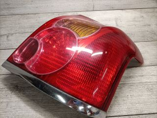 bontott TOYOTA AVENSIS T25 Jobb Hátsó Lámpa