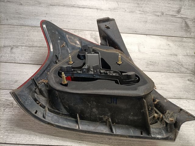 bontott TOYOTA AVENSIS T25 Jobb Hátsó Lámpa