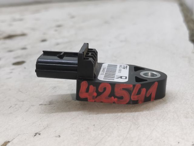 bontott TOYOTA AVENSIS T25 Jobb hátsó Oldal Ütközés Érzékelő