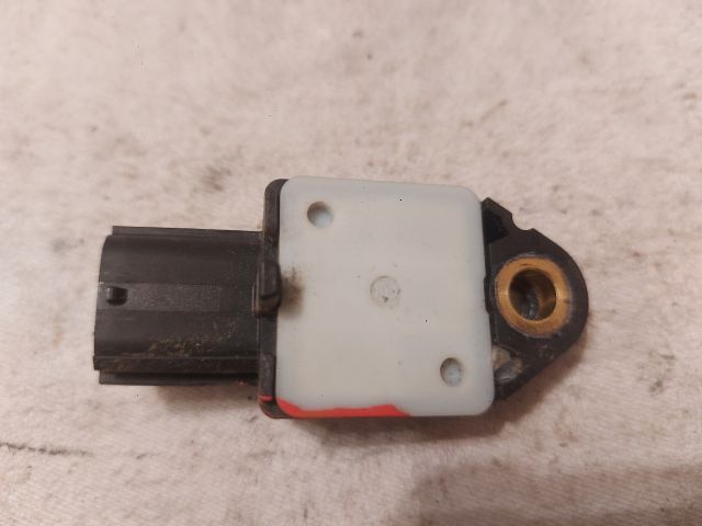 bontott TOYOTA AVENSIS T25 Jobb hátsó Oldal Ütközés Érzékelő