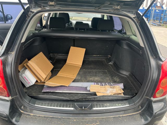 bontott TOYOTA AVENSIS T25 Jobb hátsó Tengelycsonk