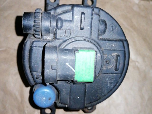 bontott TOYOTA AVENSIS T25 Jobb Ködfényszóró