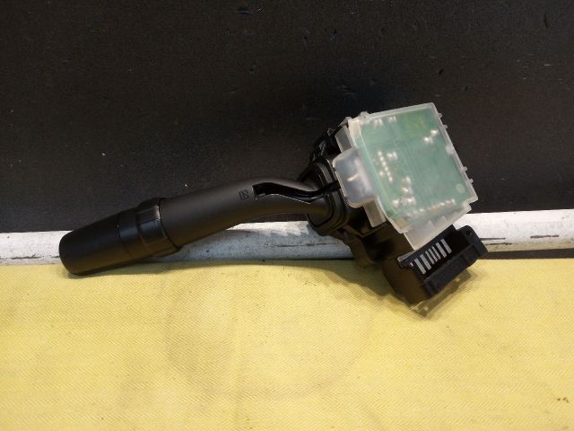 bontott TOYOTA AVENSIS T25 Jobb Kormánykapcsoló Ablaktörlő