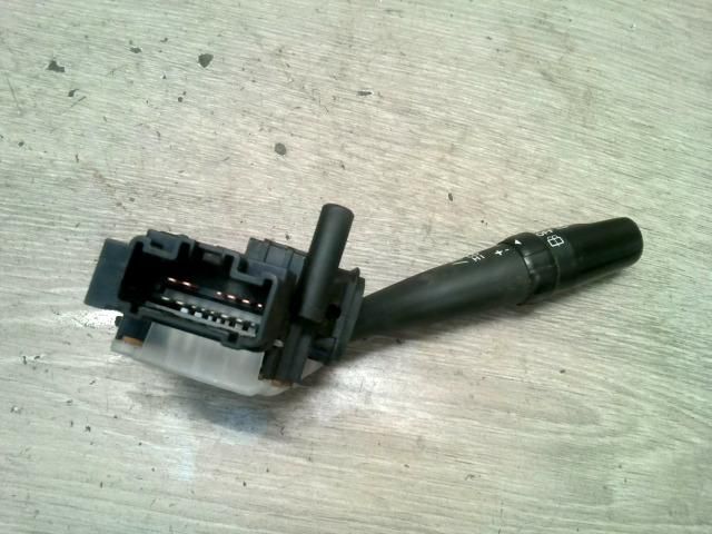 bontott TOYOTA AVENSIS T25 Jobb Kormánykapcsoló Ablaktörlő