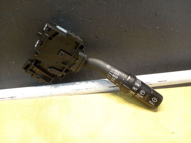 bontott TOYOTA AVENSIS T25 Jobb Kormánykapcsoló Ablaktörlő