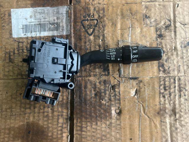 bontott TOYOTA AVENSIS T25 Jobb Kormánykapcsoló Ablaktörlő