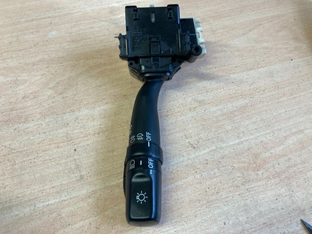 bontott TOYOTA AVENSIS T25 Jobb Kormánykapcsoló Ablaktörlő